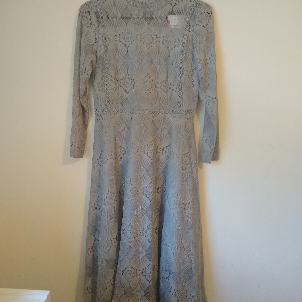 TINA Lace Midi Dress